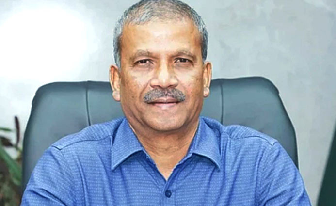 উপদেষ্টাদের কথা বলে চাঁদা আদায়, সত্যতা মিললে ব্যবস্থা: আসিফ নজরুল
